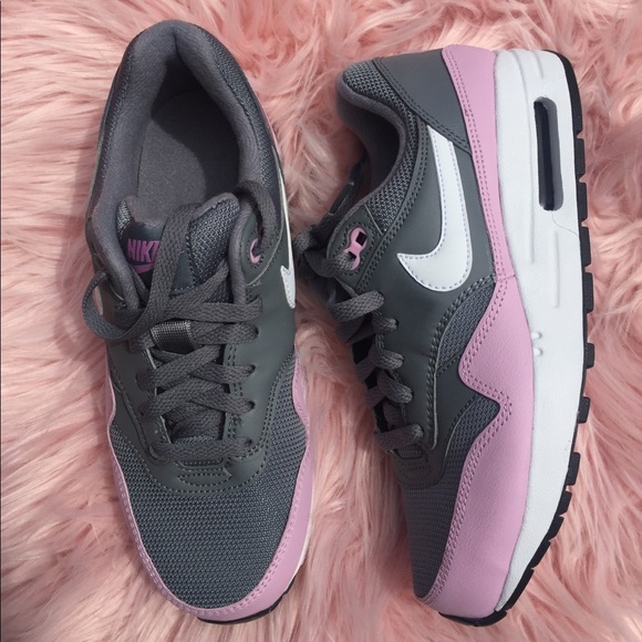 New Nike Air Max 1 Sneakers - Picture 6 of 6